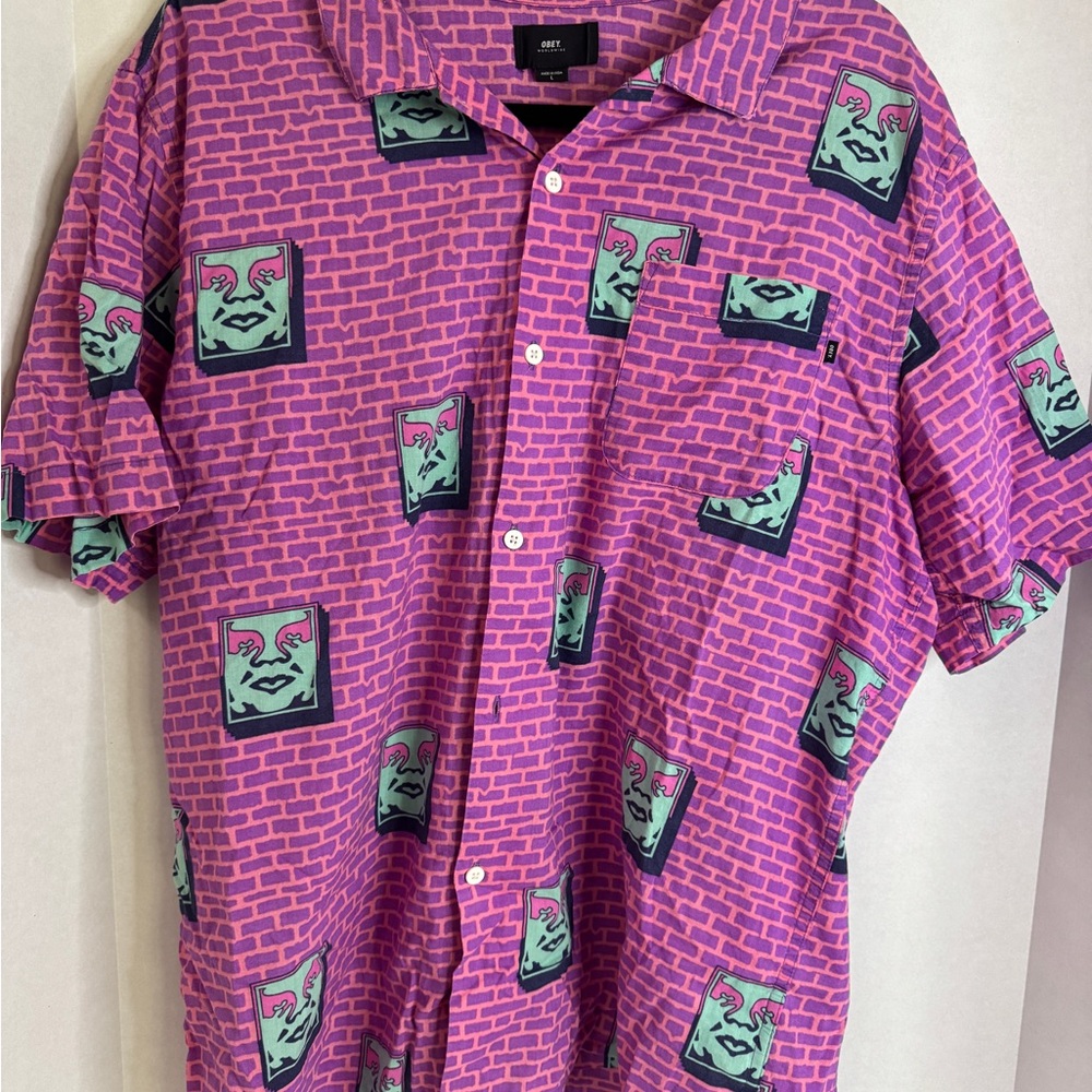 OBEY Propaganda Brick Pattern Button Down Shirt Mens L Magenta Purple Teal Art